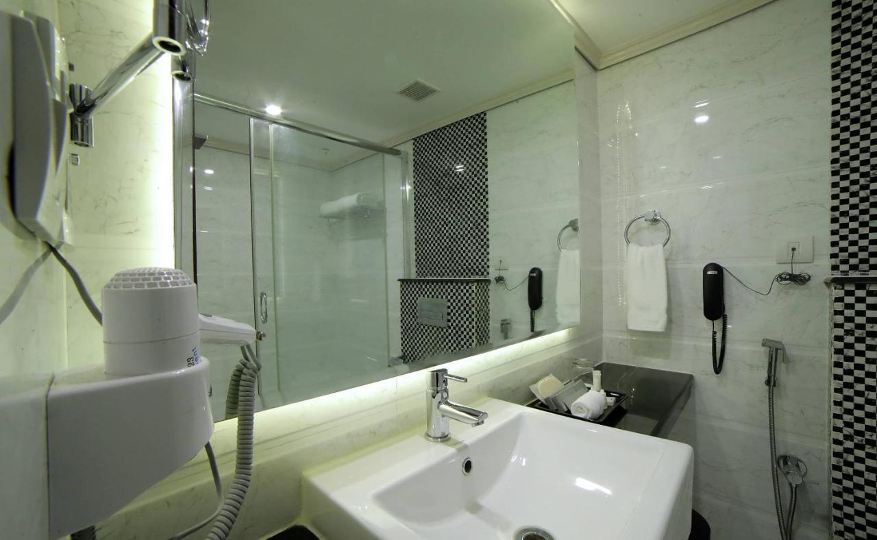 Hotel Port Palace Kovalam Dış mekan fotoğraf