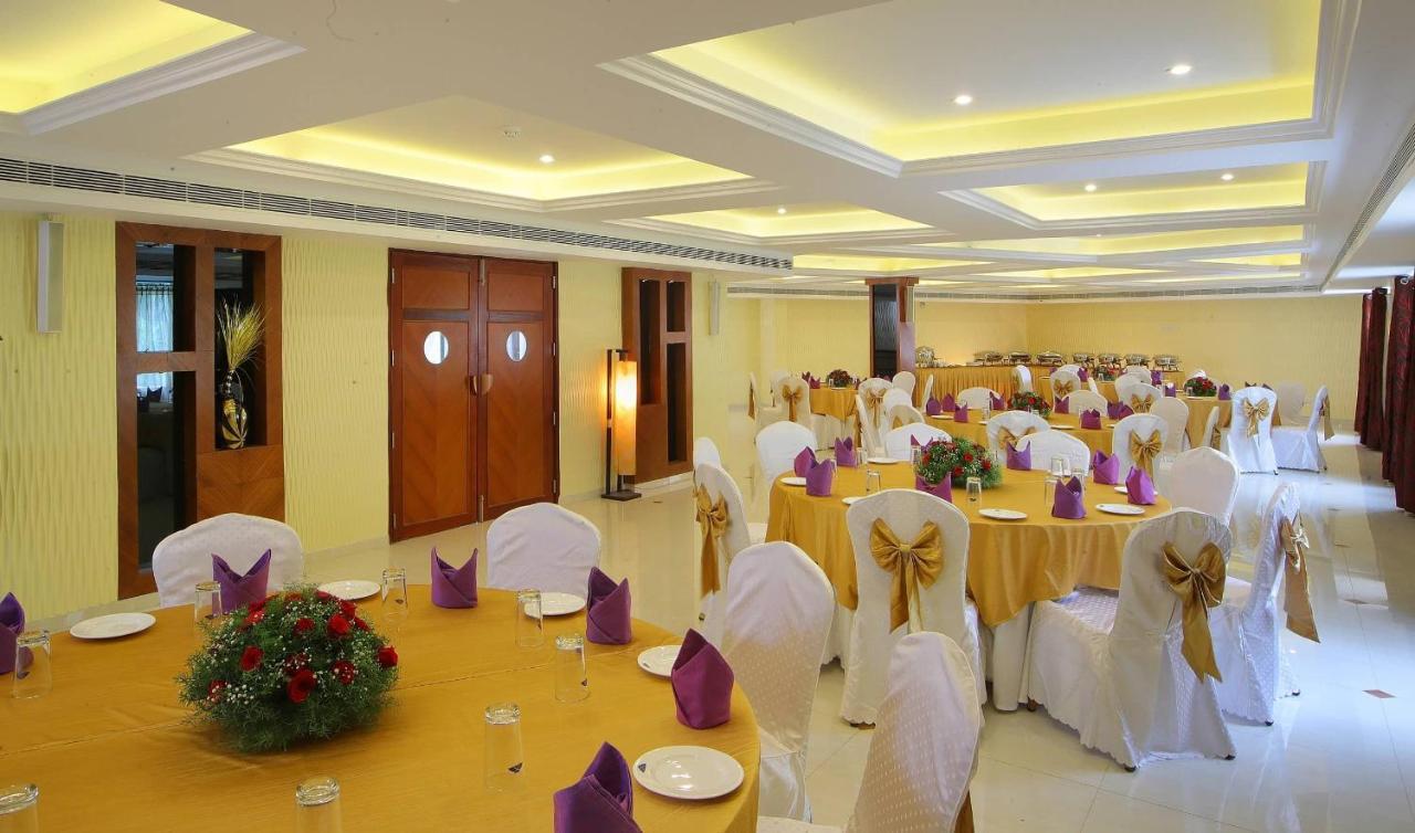 Hotel Port Palace Kovalam Dış mekan fotoğraf