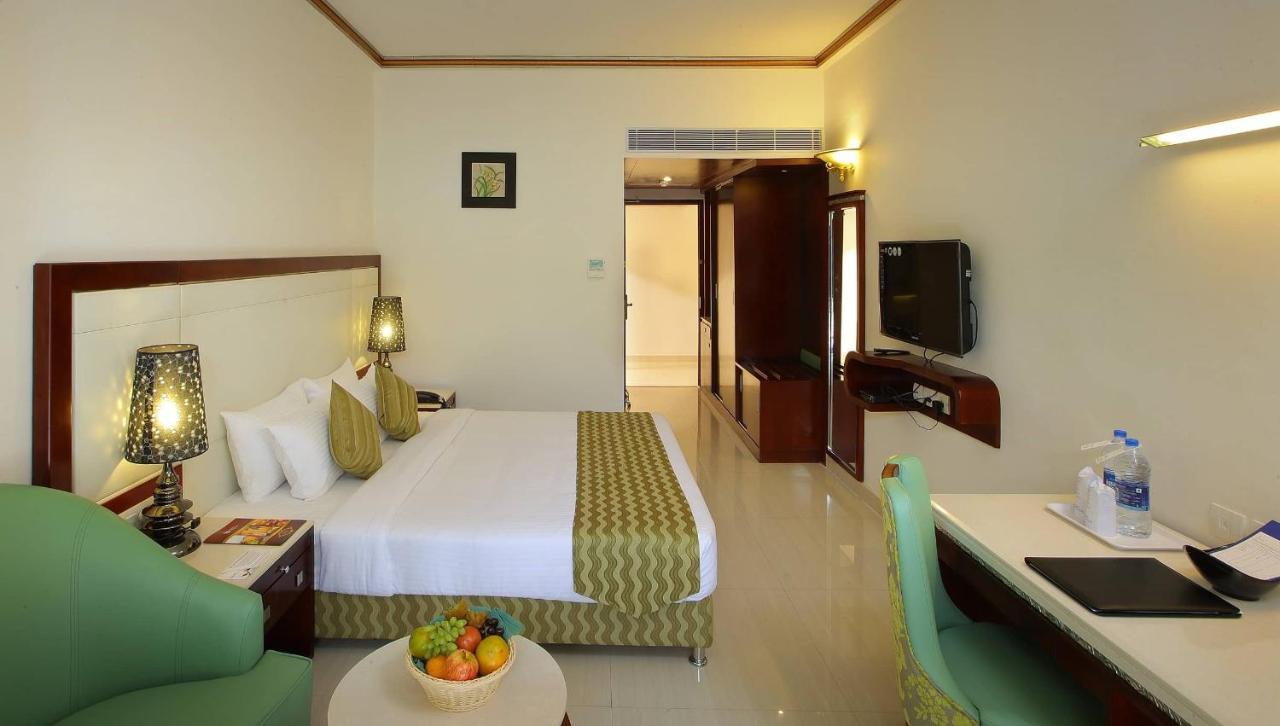 Hotel Port Palace Kovalam Dış mekan fotoğraf